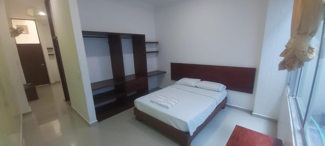 Tapir Hotel Летисия Екстериор снимка
